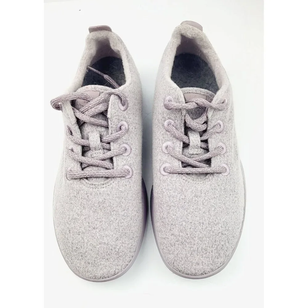 Allbirds Womens Wool‎ lilac runners - Size 9